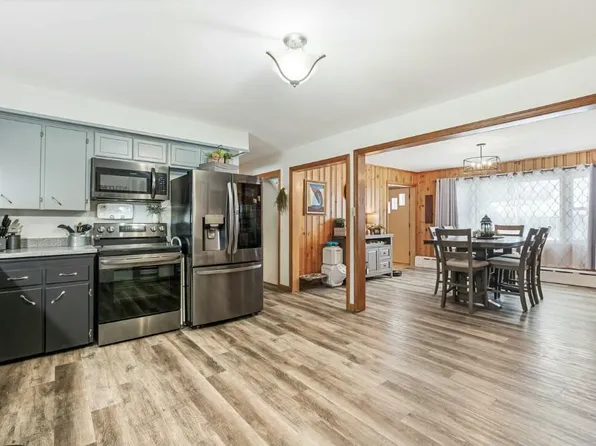 400 Montello Street, Lewiston, ME 04240