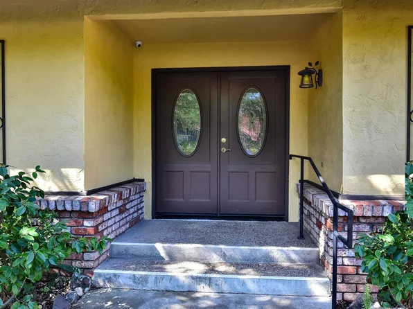 16398 La Grama Street, Sonoma, CA 95476