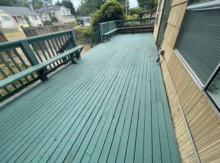 11545 39th Ave NE, Seattle, WA 98125