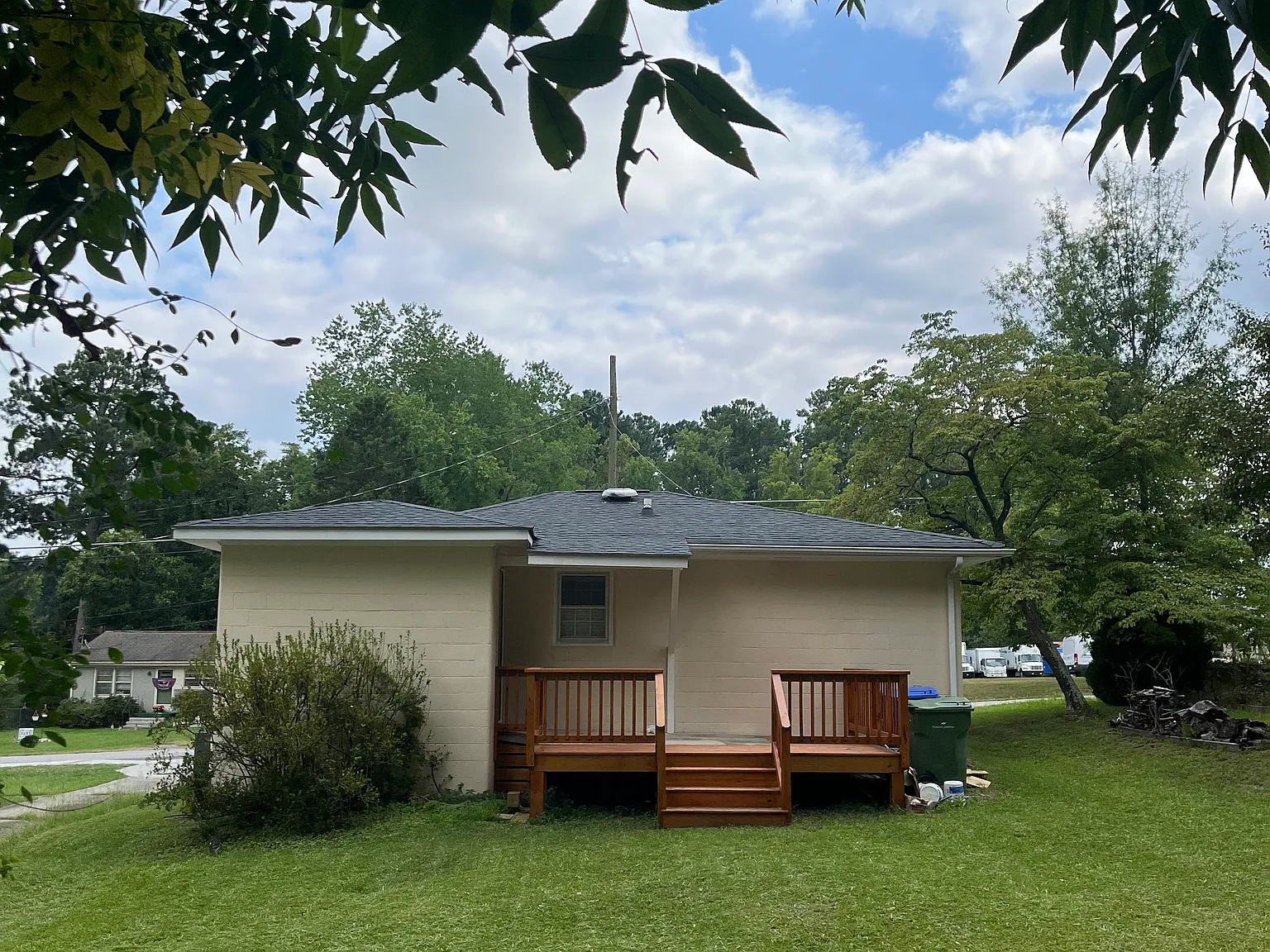 2 bed, 861 sqft, $1,675 — Photo 3