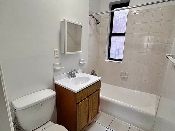 4th image of 1565 Grand Concourse #A47