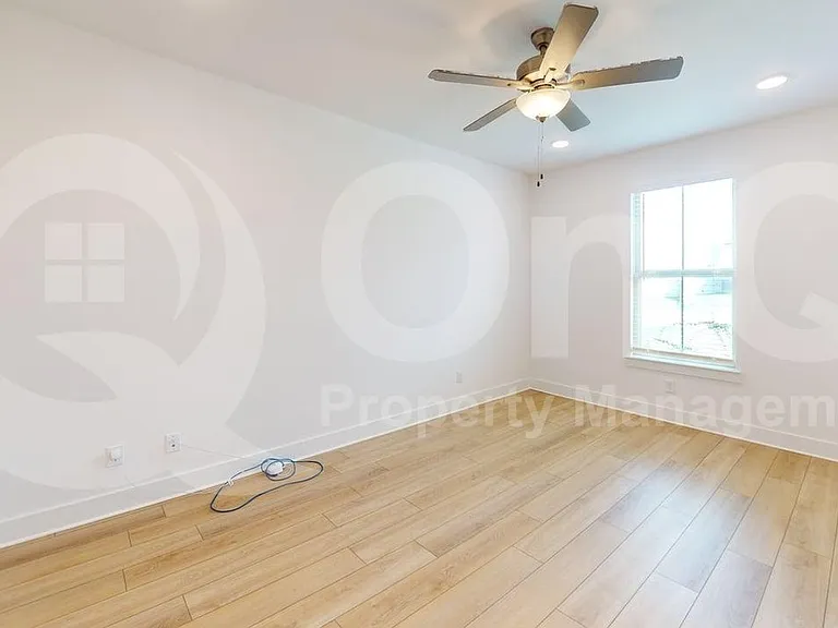 2950 Frederick Dr — Photo 23