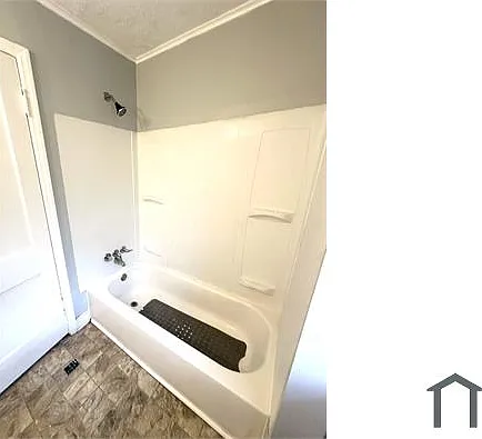 283 Dana Ave — Photo 10