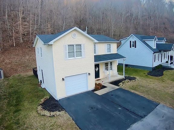 3rd image of 263 Cedar Hills Dr