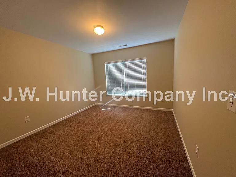 3556 Jetstream Dr NW — Photo 20