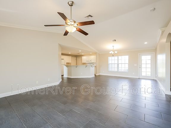 5th image of 354 Pauline Ave