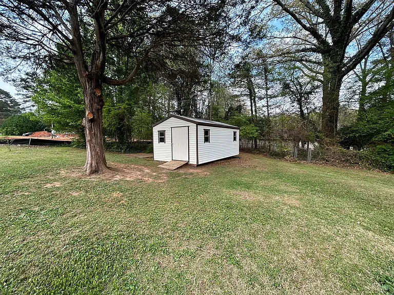 720 Jewel Pl SW — Photo 29