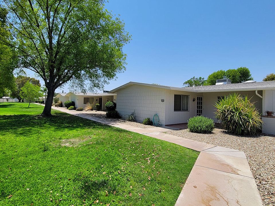 1st image of 10545 W Palmeras Dr
