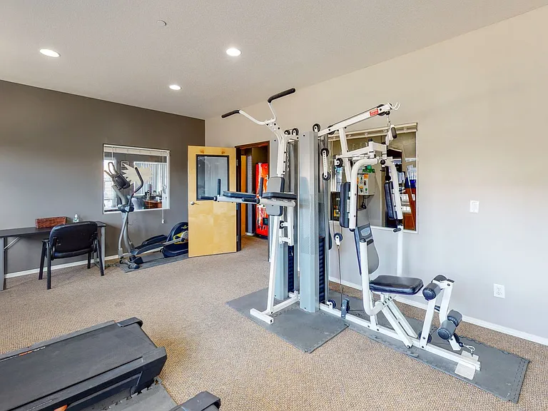 Three Rivers Place Apartments — Photo 41