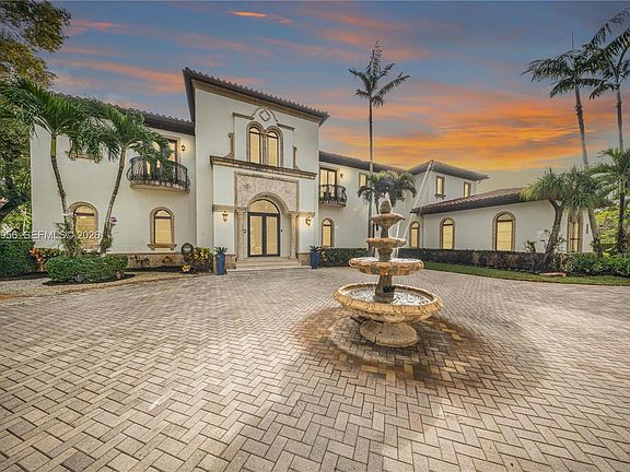 3rd image of 7538 SW 64th St