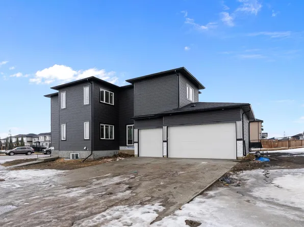 292 Fraser Way NW, Edmonton, AB T5Y 0Y5