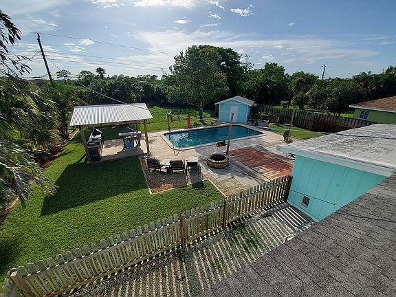 4th image of 19026 SE Southgate Dr