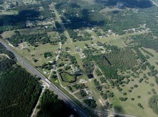 356 SW Airpark Gln, Lake City, FL 32025