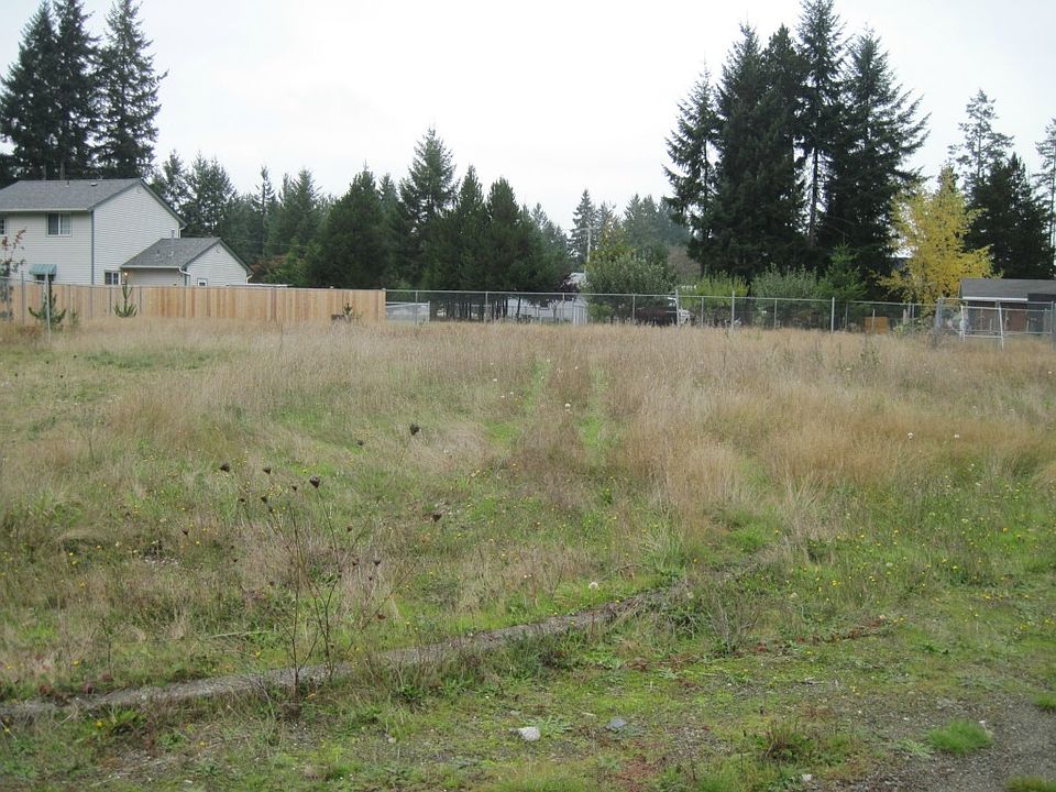 1st image of 6 E Cherry Park