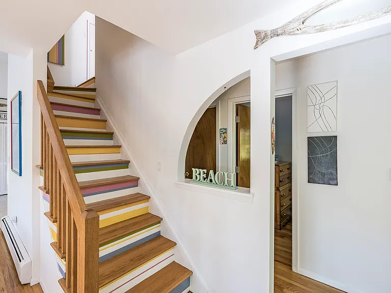 14 Edison Dr — Photo 8