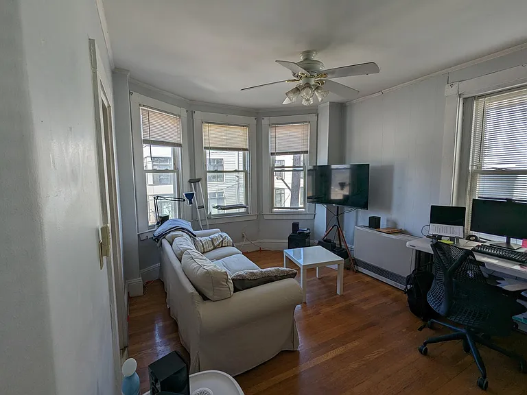208A Washington St #7 — Photo 4