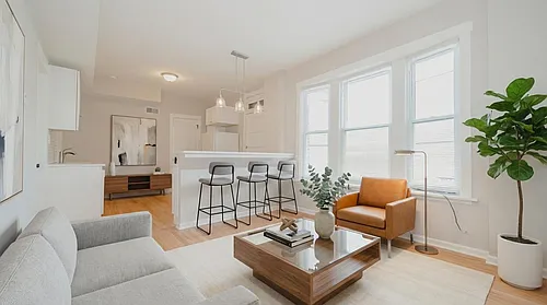 2424 W Warner Ave #1R Photo 1 2424 W Warner Ave #1R Photo 1