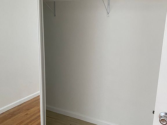 5th image of 10871 National Blvd