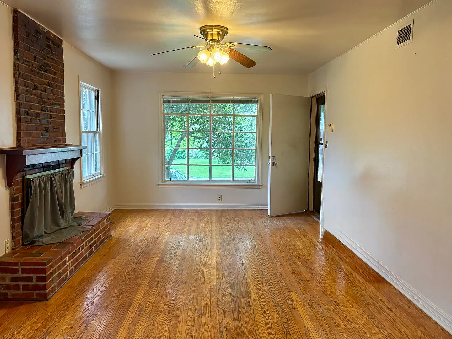Rent Special Central Okc Vintage Charm — Photo 4
