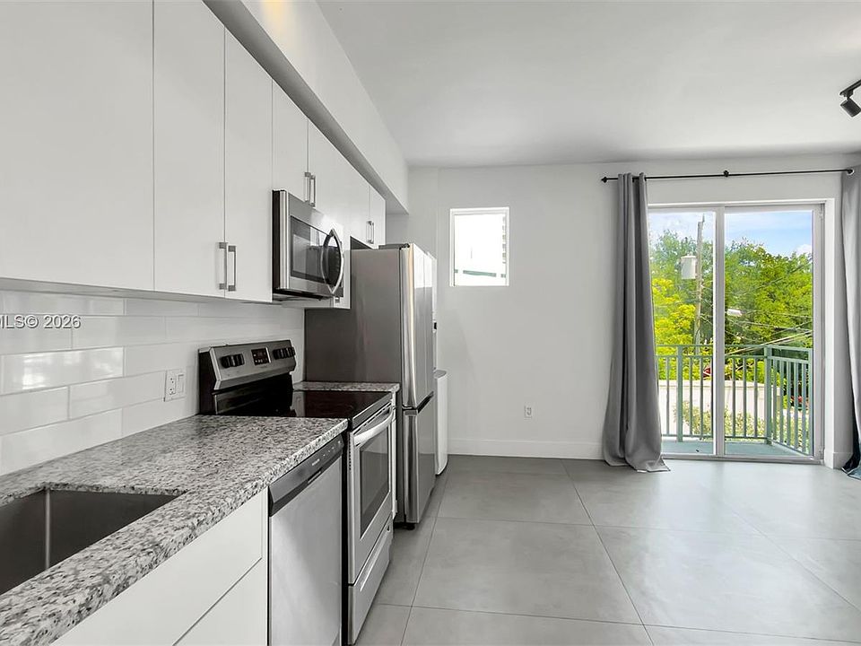 1st image of 1536 NW 15th Ave #206