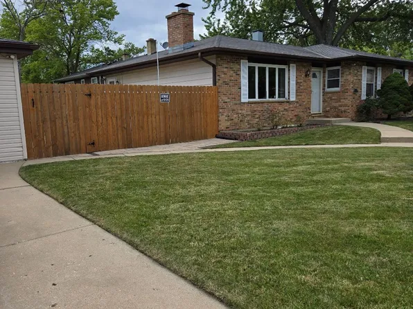 1900 Natoma Ave, North Chicago, IL 60064