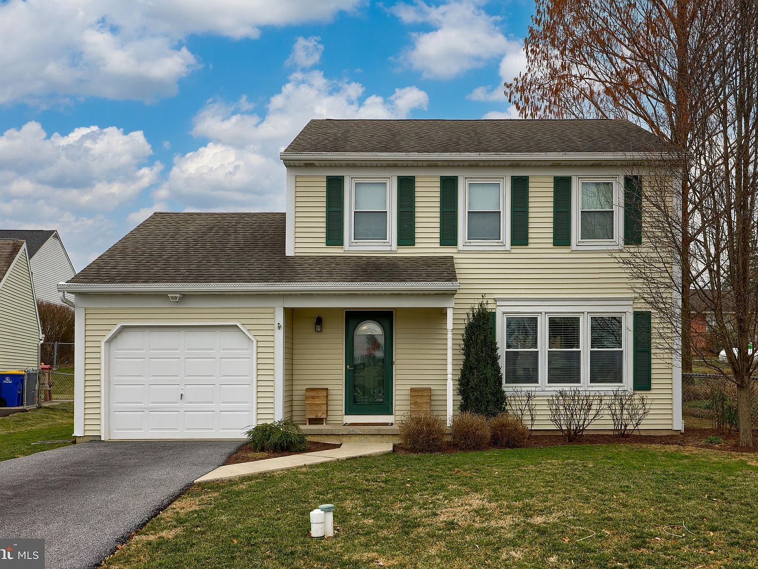 340 W Cedar St, New Holland, PA 17557 Zillow