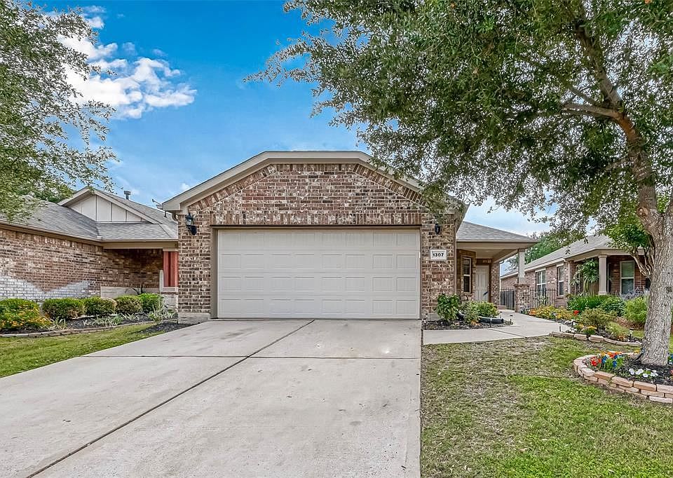 1st image of 1307 Cleistes Ln