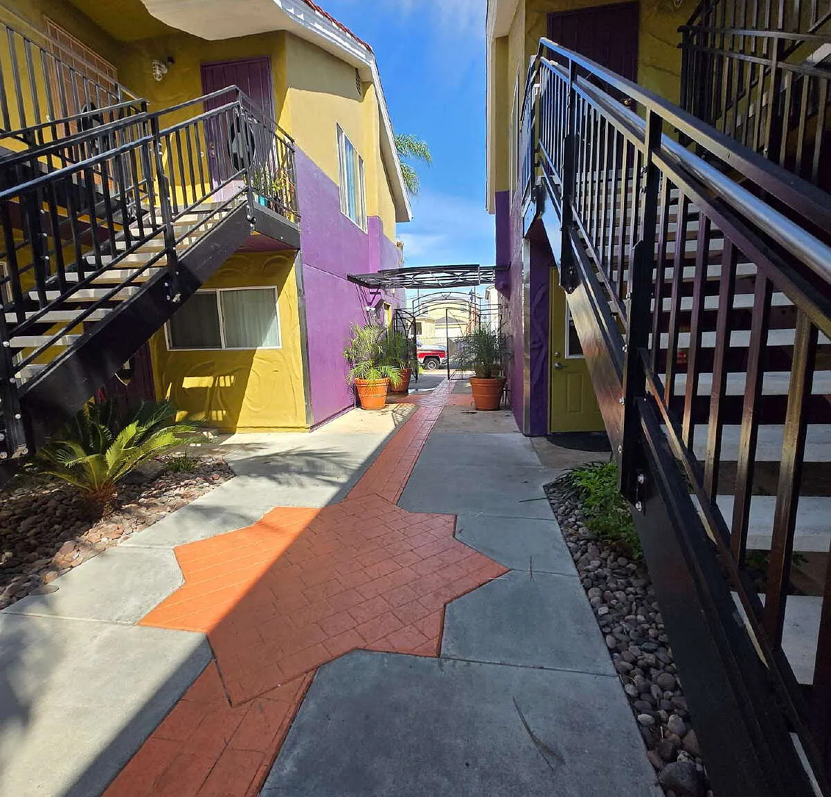 1 bed, 1.0 bath, 568 sqft, $1,795 — Photo 4