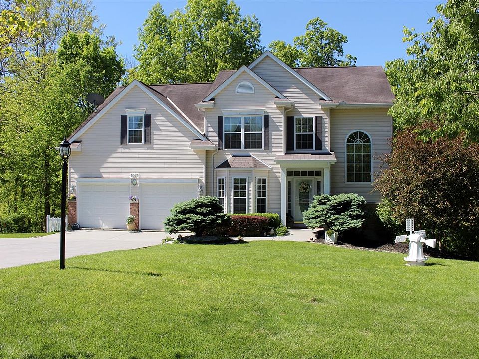 1st image of 1071 Thornhill Ln