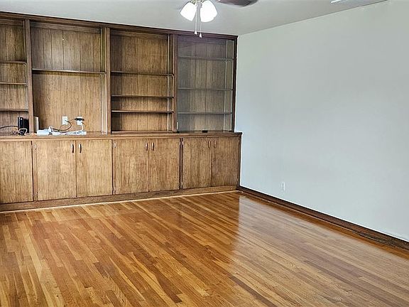 5th image of 2112 Juanito Ave