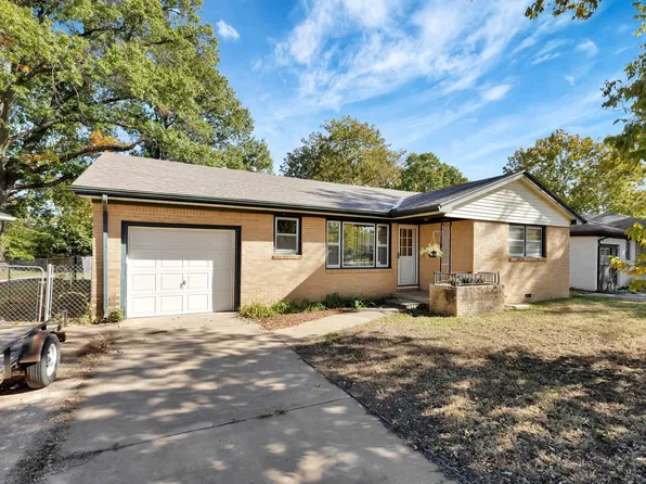 562 S Georgie Ave, Derby, KS 67037