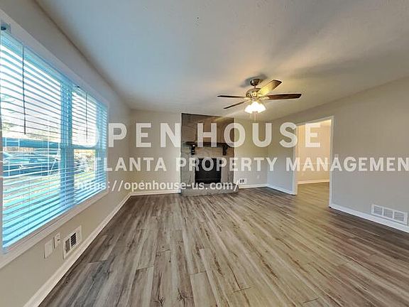 3rd image of 524 Mephisto Cir