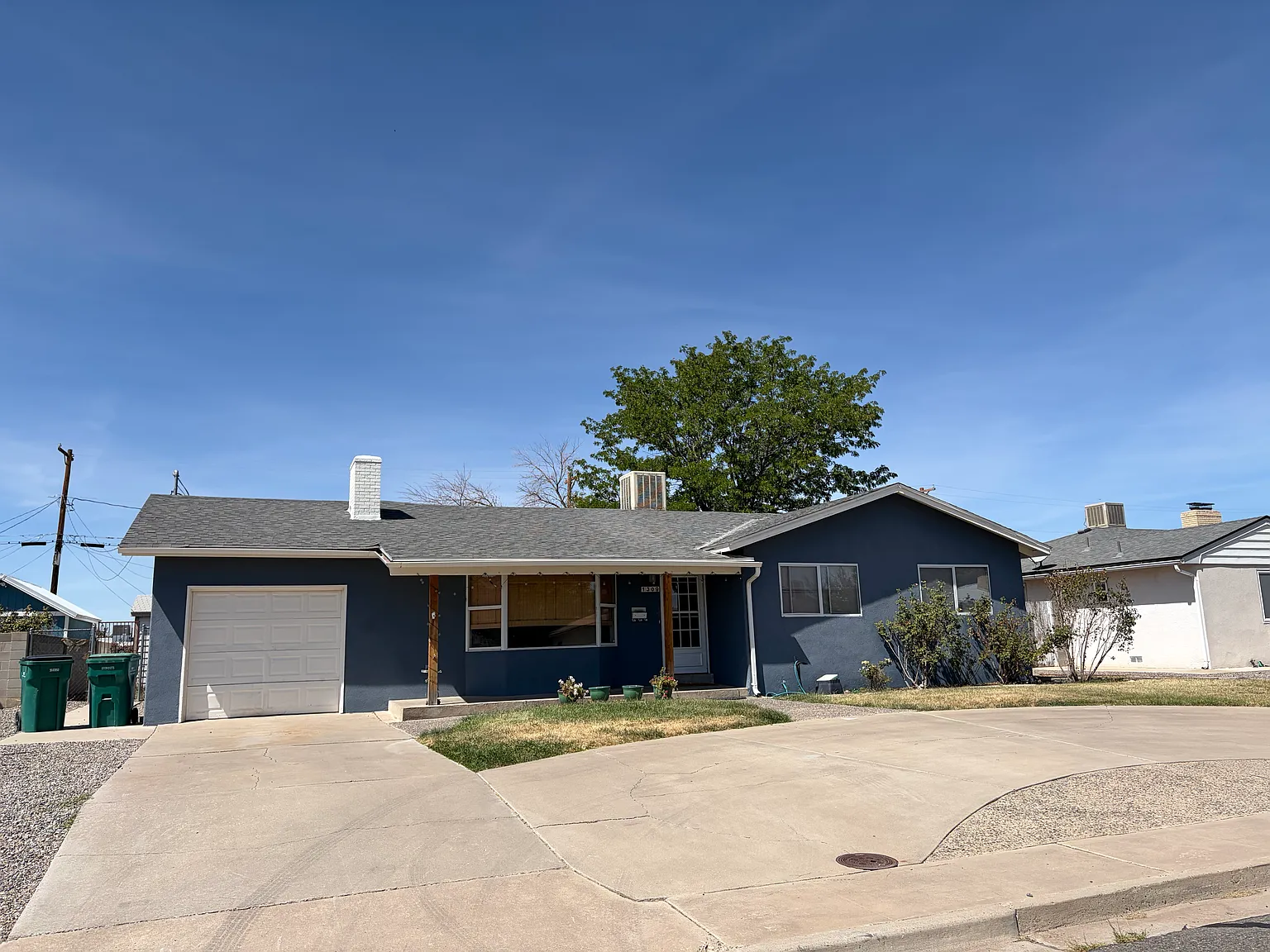 4 bed, 2009 sqft, $2,500 — Photo 1