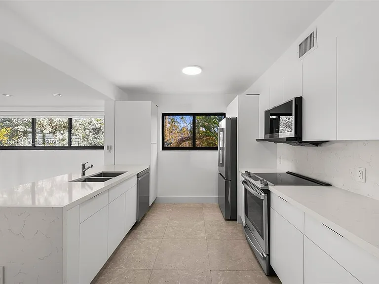 225 E Enid Dr #44 — Photo 16
