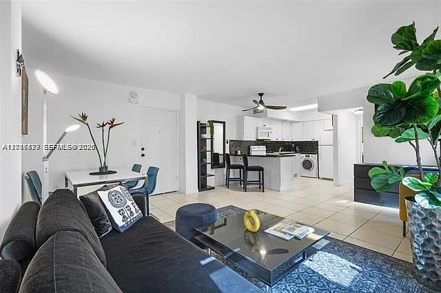 Valiant House Condo — Photo 2
