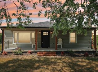 876 Ford Rd, White Bluff, TN 37187