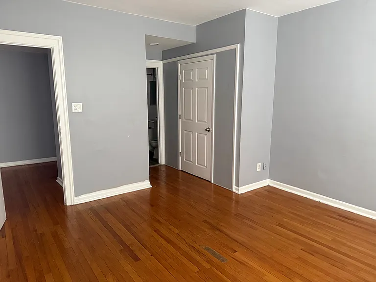 2550 E 78th St #1 — Photo 5
