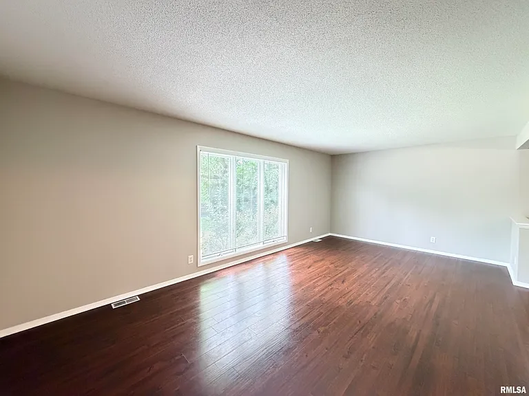 122 W Morningside Dr — Photo 13