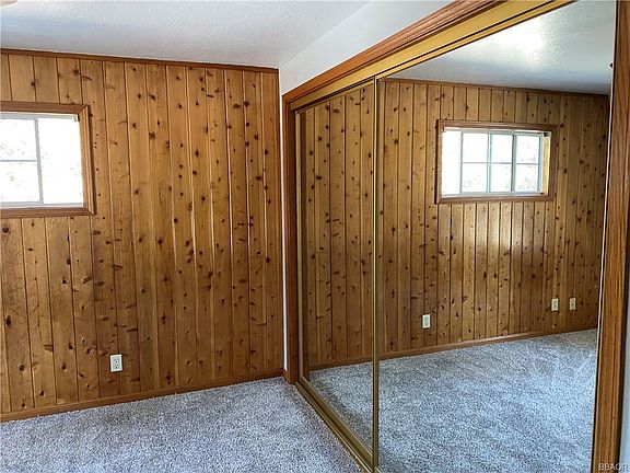 5th image of 2399 Oak Dr