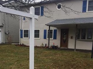 52 W Henry Pl, Iselin, NJ 08830