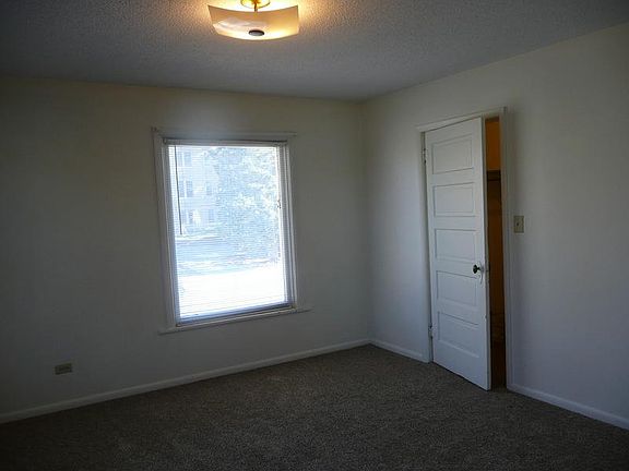 2nd image of 168 N 9th St APT 4