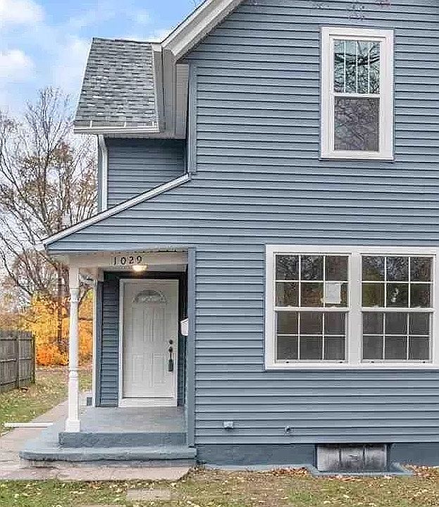 1st image of 1029 Sherman Ave