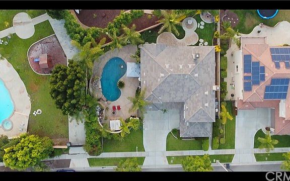 3rd image of 3960 Holly Springs Dr
