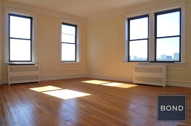 1st image of 134 Haven Ave APT 2A