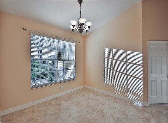 5th image of 4145 SW 7th Ave