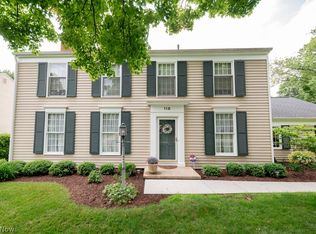 118 Parmelee Dr, Hudson, OH 44236