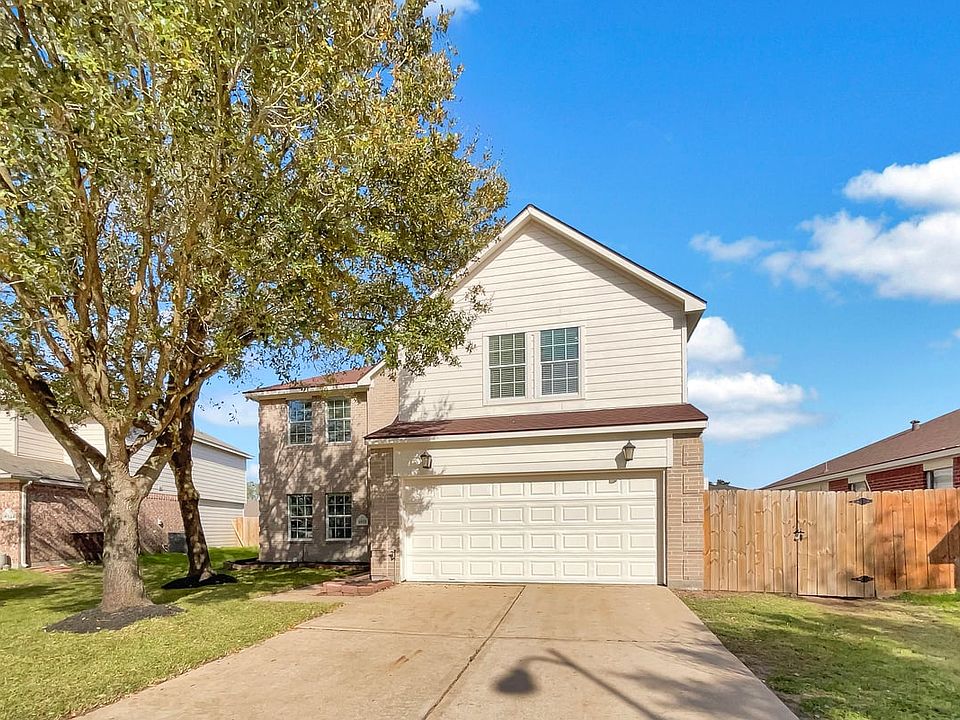 1st image of 6911 Enchanted Crest Ct