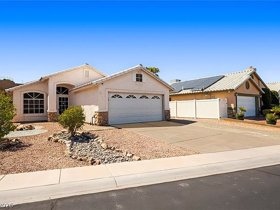 3rd image of 6663 Dude Ranch Ln