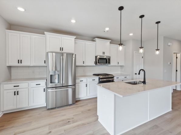 1108 Annacotte Ln, Rosemount, MN 55068
