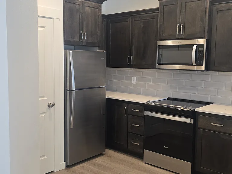 4208 S Kennedy Dr #B — Photo 11